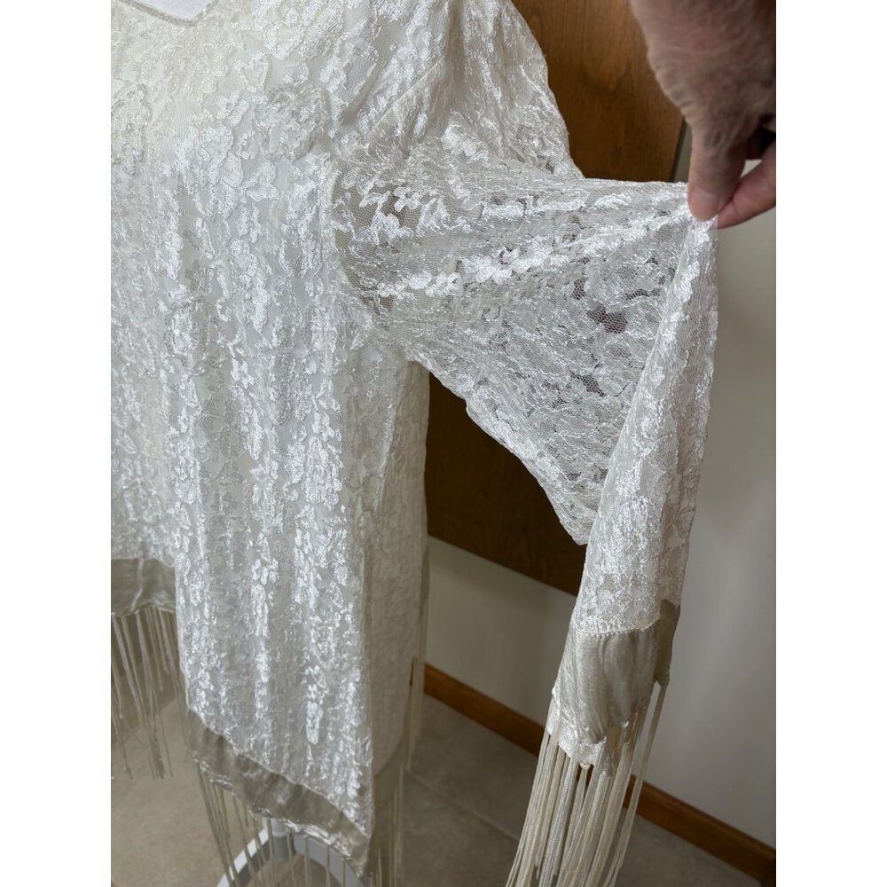 NEW Vintage-Inspired Lace Asymmetrical Top 2X Fringe Hem Angelcore Cottage Core - Picture 3 of 16